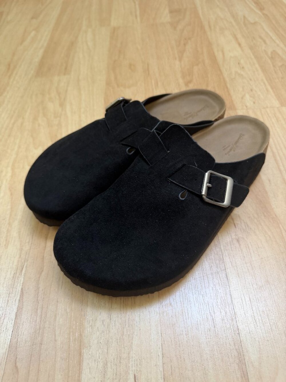 Universal Thread Black Suede Clogs – Size 8 – Like New